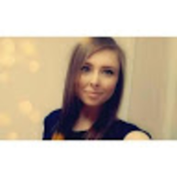 Meet your Posher, Maureen - Picture 1 of 1